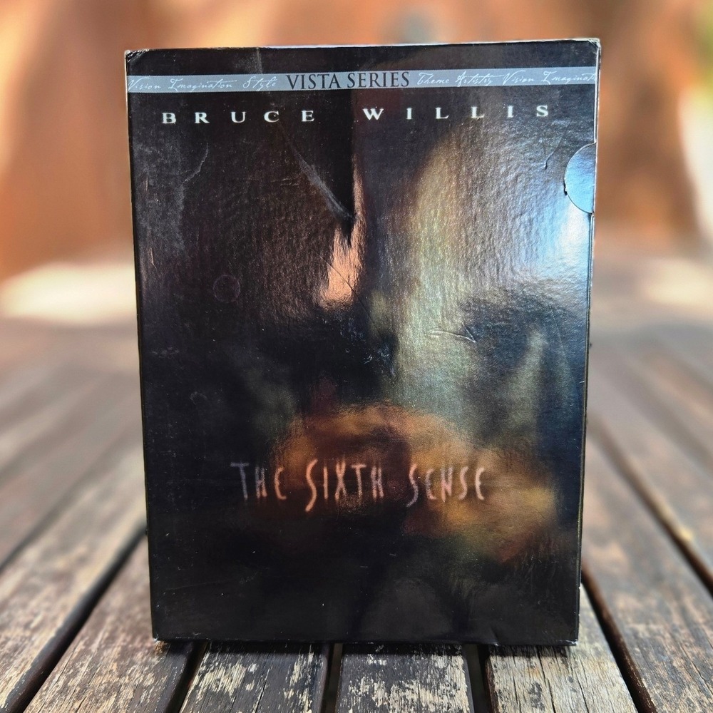 The Sixth Sense Vista Series 2-Disc Collector's Edition DVD Box Set